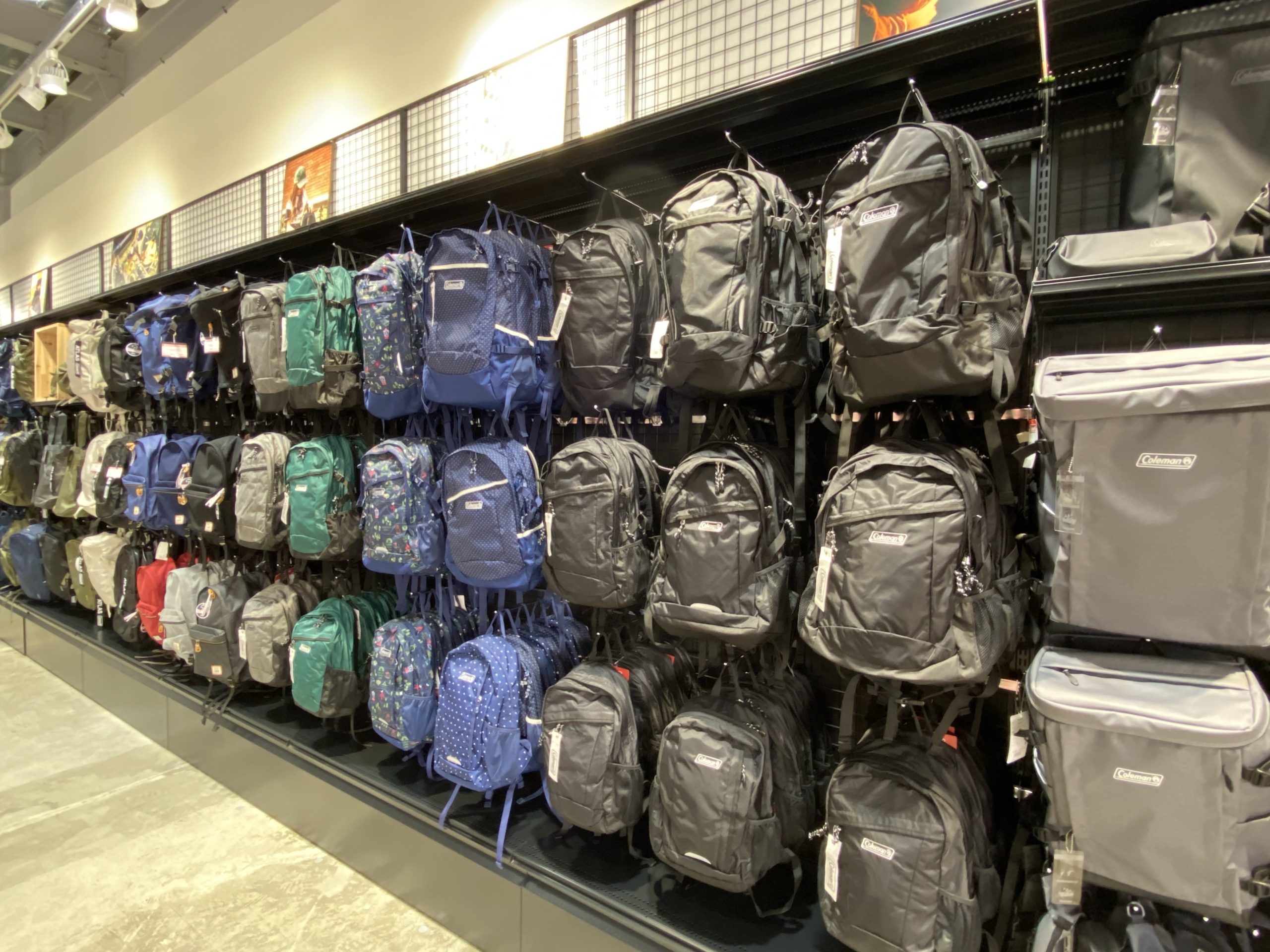 コールマン直営店 酒々井プレミアムアウトレット店 コールマン Coleman