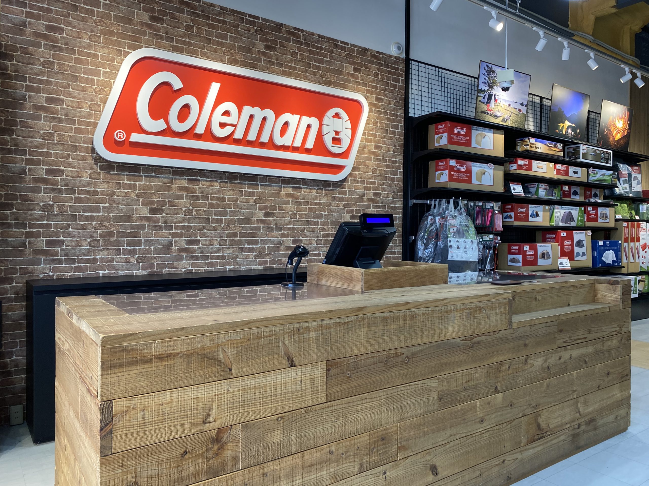 コールマン直営店 土岐プレミアムアウトレット店 コールマン Coleman コールマン直営店 土岐プレミアムアウトレット店 コールマン Coleman