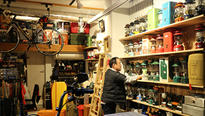 自宅の趣味の部屋。キャンプ、バイク、自転車、オートバイ、釣具…愛してやまないアイテムに囲まれる至福のひととき